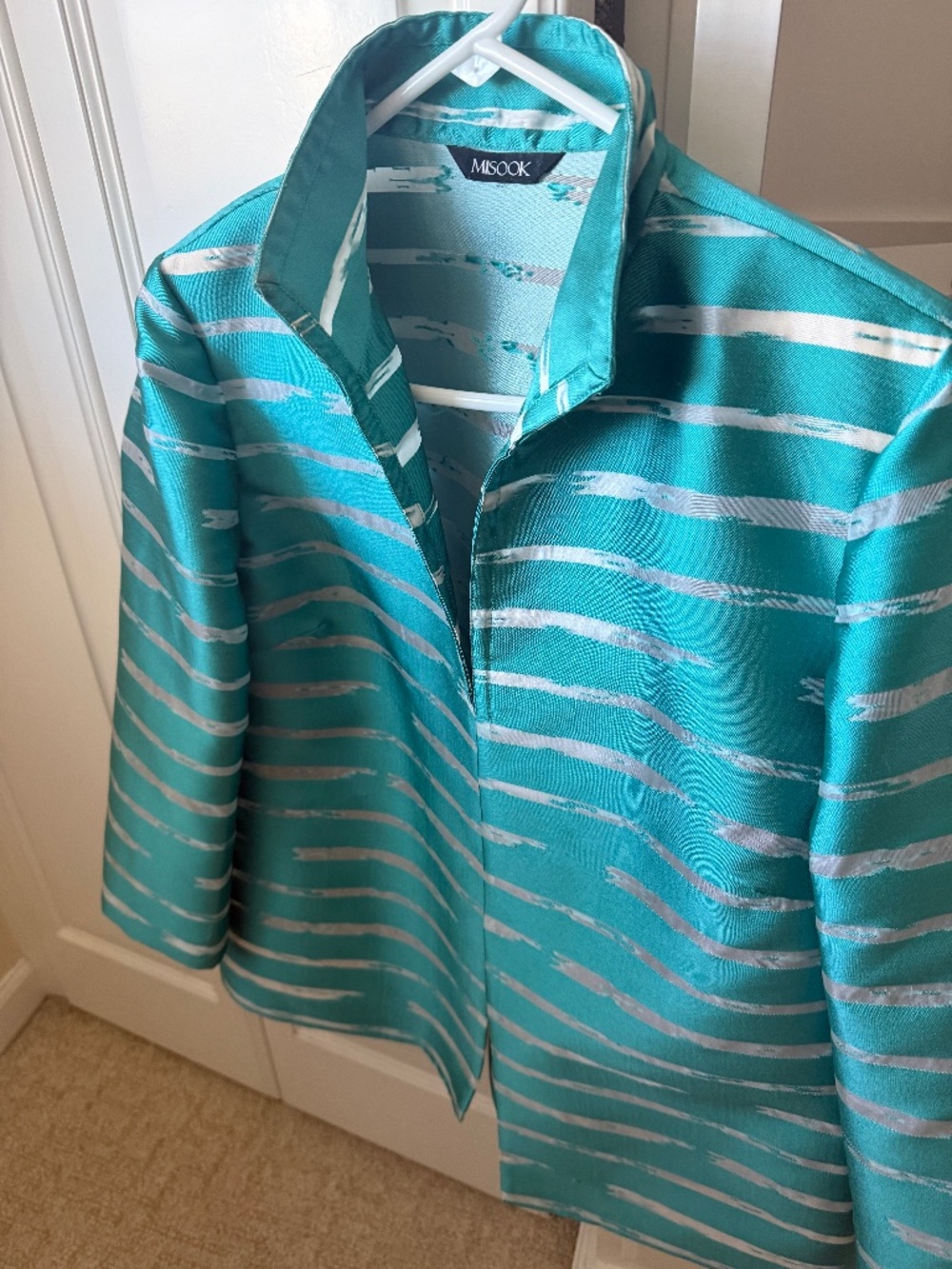 Mistook Medium dressy jacket